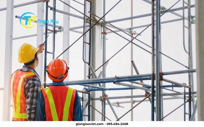 An toàn lao động khi làm việc trên giàn giáo