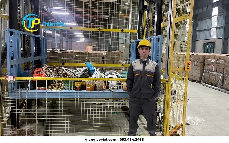 dịch vụ bảo trì thang nâng hàng